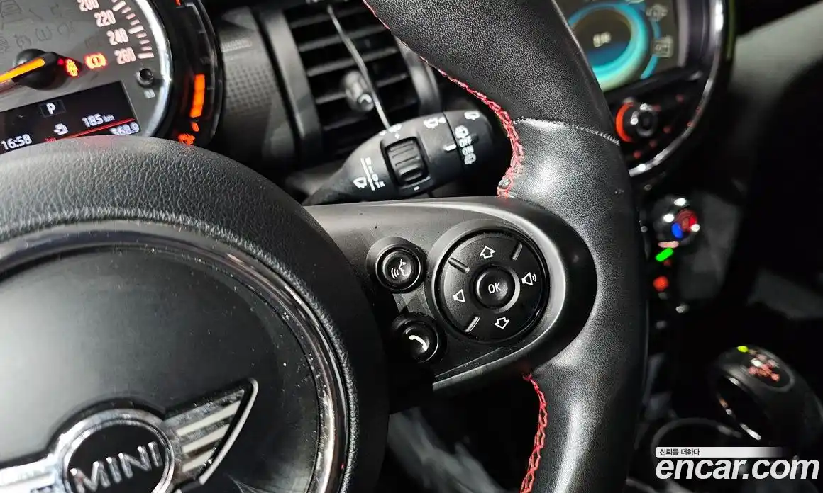 Mini Cooper 2018 1.5 гидро в Москве № 1423730, фото 28