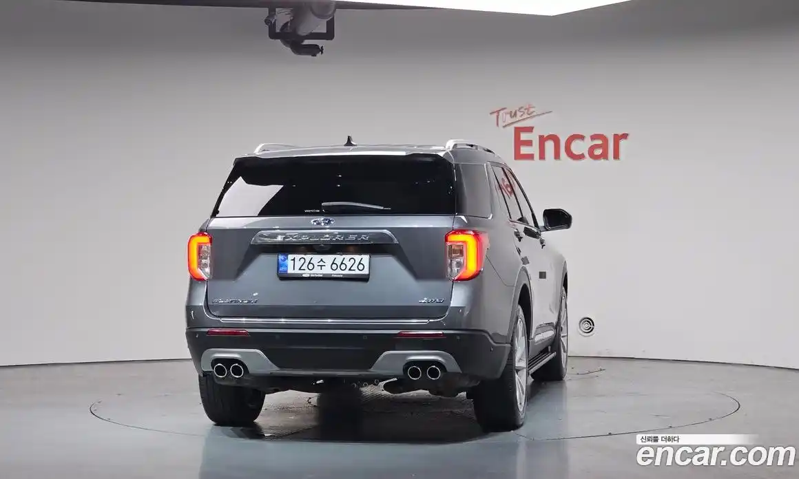 Ford Explorer 2022 3.0 гидро в Москве № 1424584, фото 3