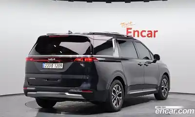 Kia Canival 2023 3.5 гидро в Москве № 1538782, миниатюра 2