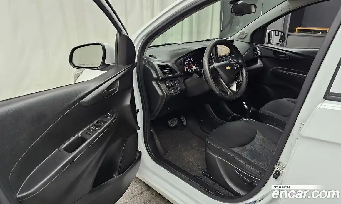 Chevrolet Spark 2016 1.0 гидро в Москве, фото 13