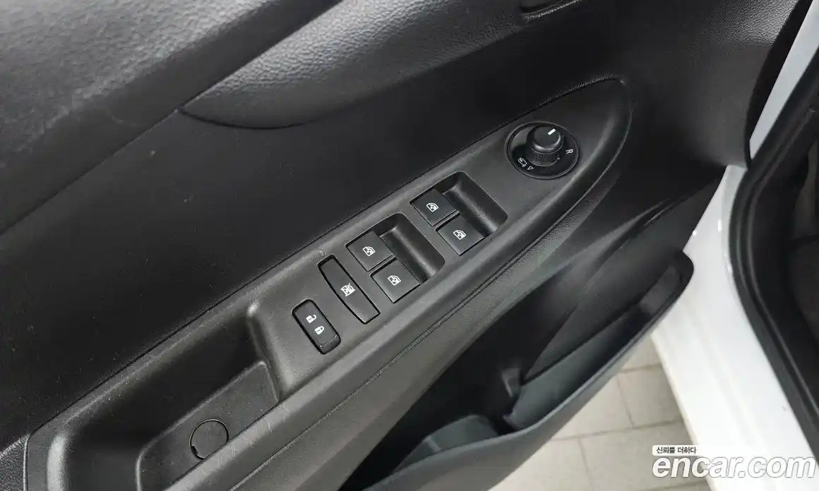 Chevrolet Spark 2016 1.0 гидро в Москве, фото 20