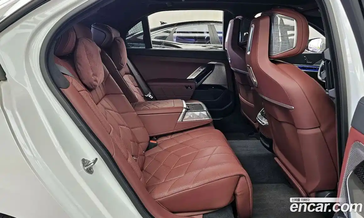 BMW 7-Series 2023 3.0 гидро в Москве № 1544327, фото 18