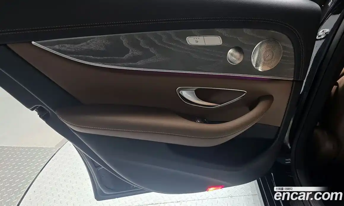 Mercedes-Benz E-Class 2022 2.0 гидро в Москве № 1544889, фото 15