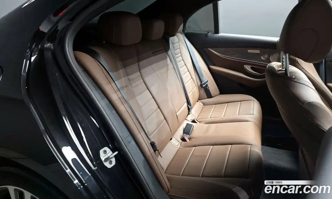 Mercedes-Benz E-Class 2022 2.0 гидро в Москве № 1544889, фото 16