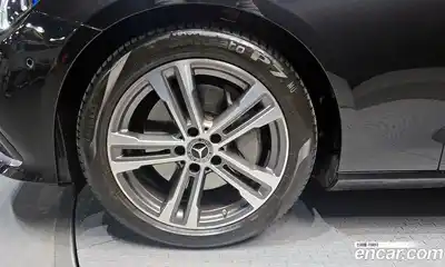 Mercedes-Benz E-Class 2022 2.0 гидро в Москве № 1544889, миниатюра 5