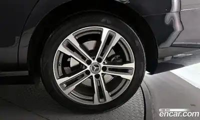 Mercedes-Benz E-Class 2022 2.0 гидро в Москве № 1544889, миниатюра 7