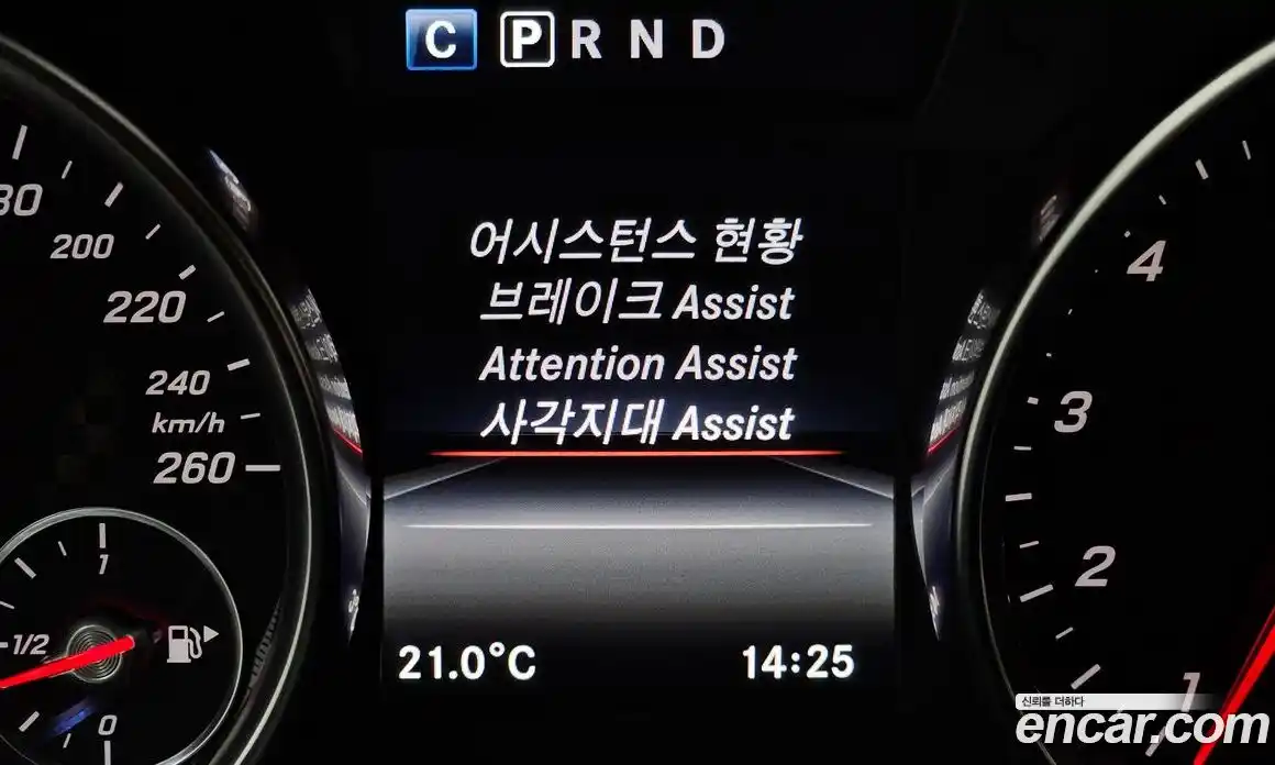 Mercedes-Benz SLC-Class 2019 2.0 гидро в Москве № 1545225, фото 23