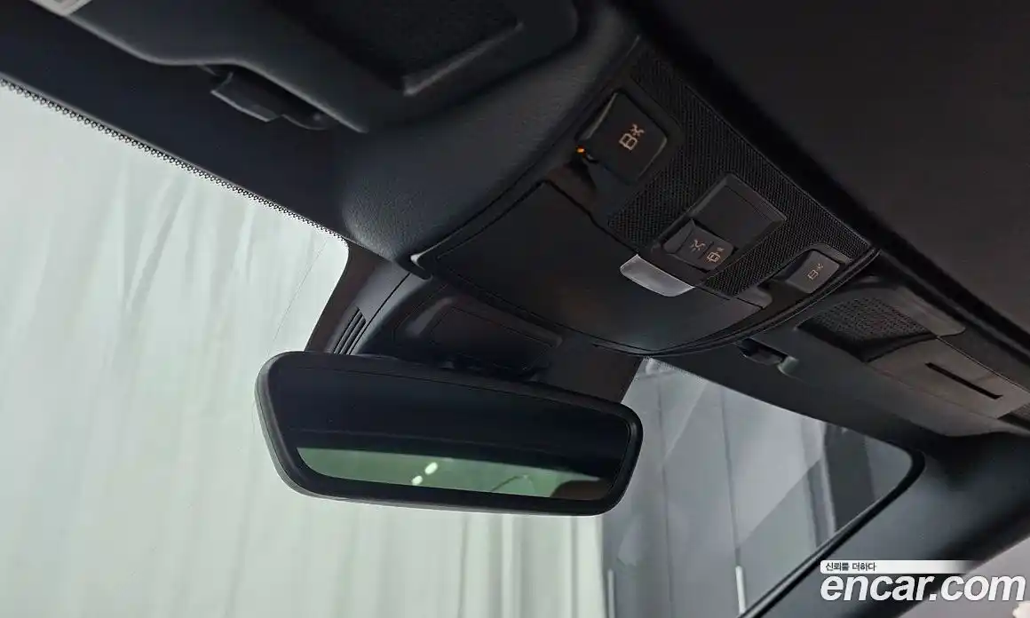 Mercedes-Benz SLC-Class 2019 2.0 гидро в Москве № 1545225, фото 25