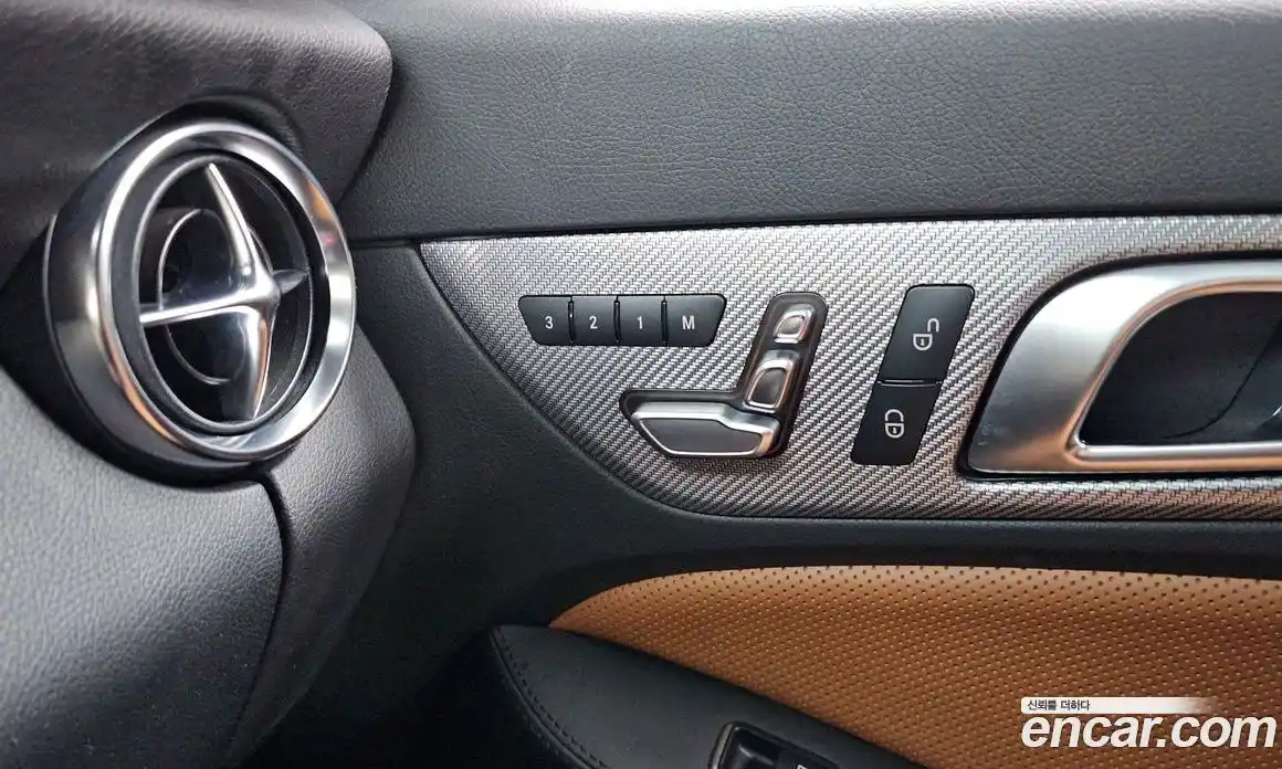 Mercedes-Benz SLC-Class 2019 2.0 гидро в Москве № 1545225, фото 30