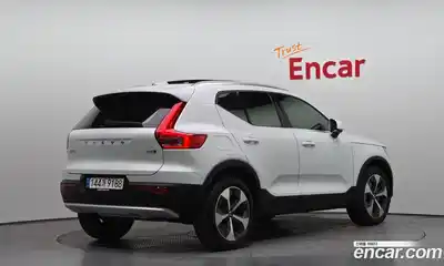 Volvo XC40 2022 2.0 гидро в Москве № 1546744, миниатюра 2