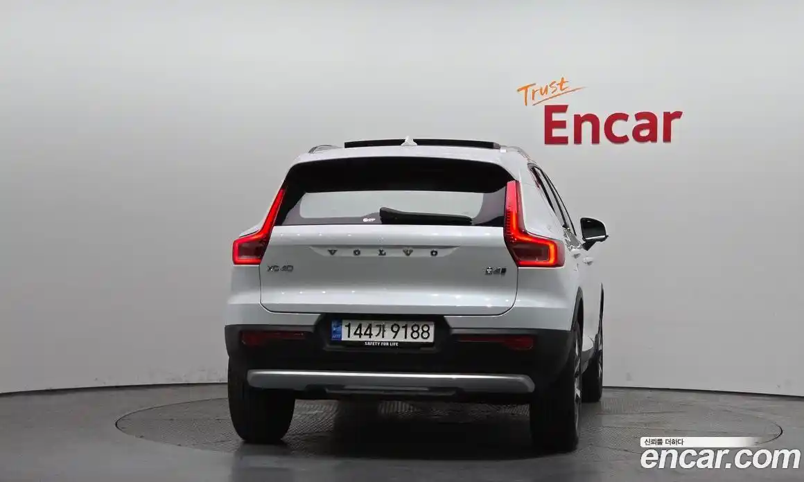 Volvo XC40 2022 2.0 гидро в Москве № 1546744, фото 4