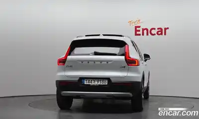 Volvo XC40 2022 2.0 гидро в Москве № 1546744, миниатюра 4