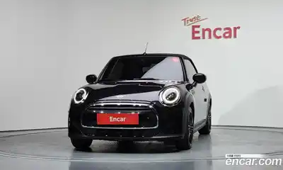 Mini Cooper Convertible 2024 1.5 гидро в Москве № 1547923, миниатюра 3