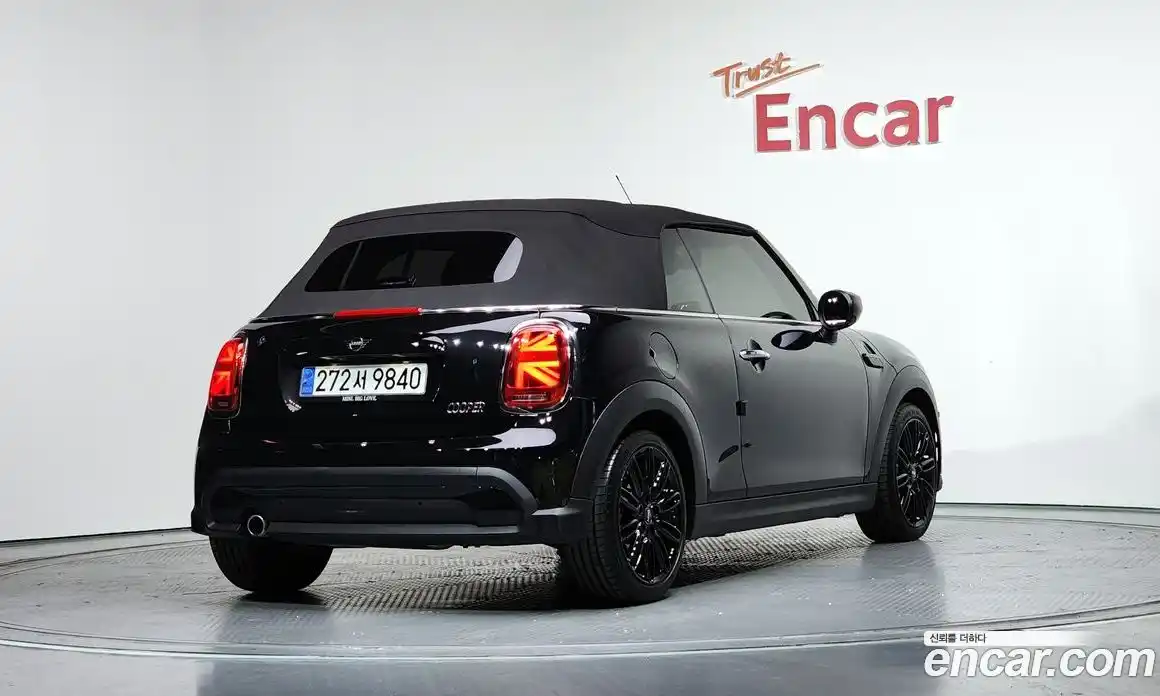 Mini Cooper Convertible 2024 1.5 гидро в Москве № 1547923, фото 32