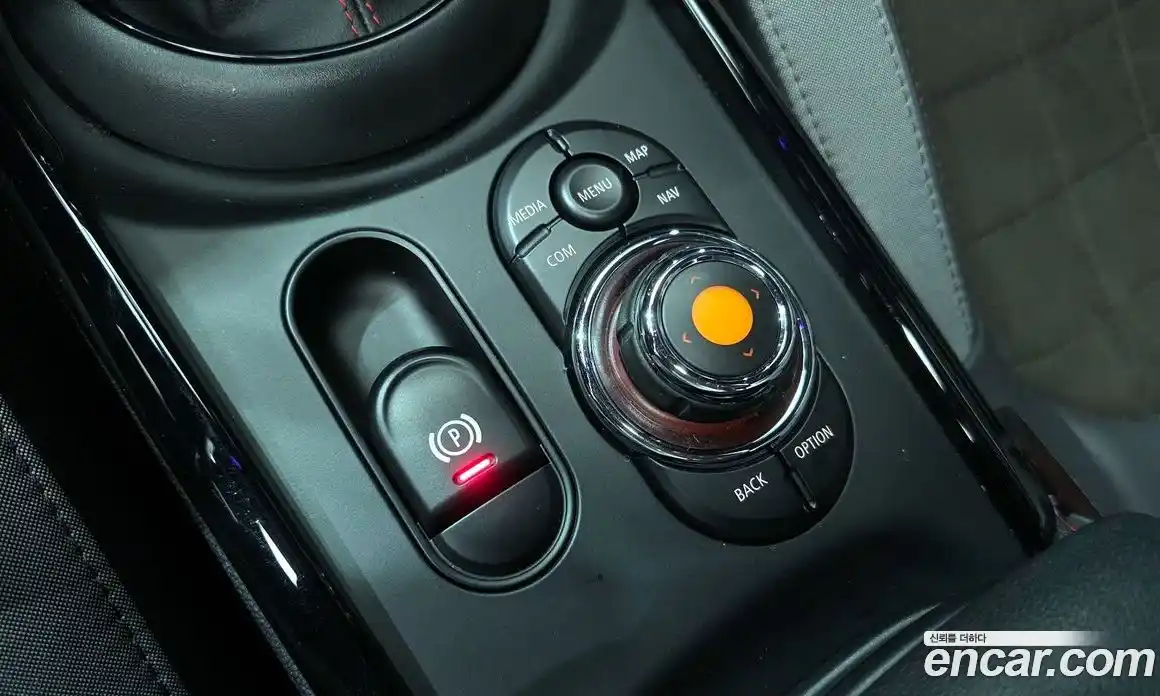 Mini Clubman 2021 2.0 гидро в Москве № 1548065, фото 27