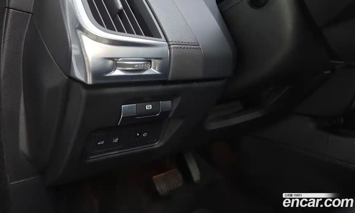 Jaguar E-Pace 2018 2.0 гидро в Москве № 1550918, фото 29