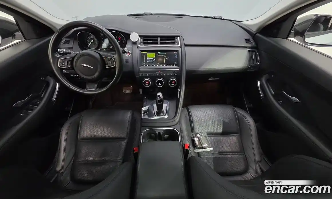 Jaguar E-Pace 2018 2.0 гидро в Москве № 1550918, фото 10