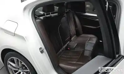 BMW 5-Series 2017 2.0 гидро в Москве № 158472, миниатюра 10