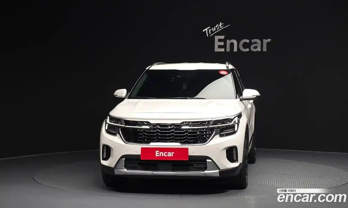 Kia Seltos 2023 1.6 гидро в Москве № 1611644, фото 3