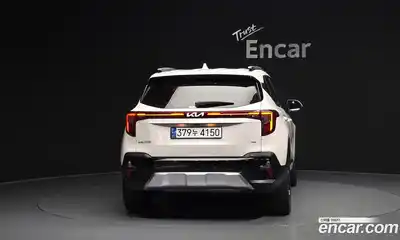 Kia Seltos 2023 1.6 гидро в Москве № 1611644, миниатюра 4