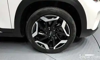 Kia Seltos 2023 1.6 гидро в Москве № 1611644, миниатюра 7