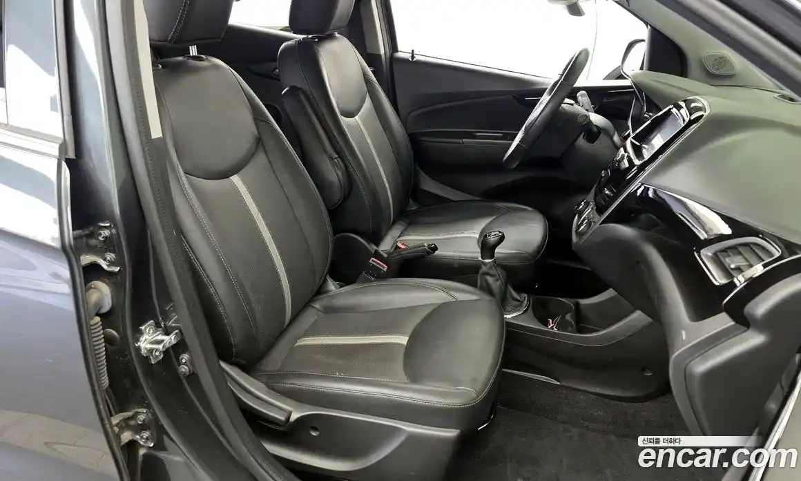 Chevrolet Spark 2020 1.0 механика в Москве, фото 16