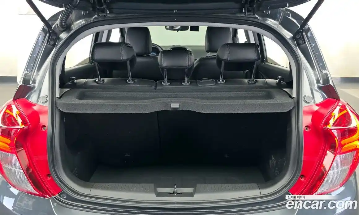 Chevrolet Spark 2020 1.0 механика в Москве, фото 26