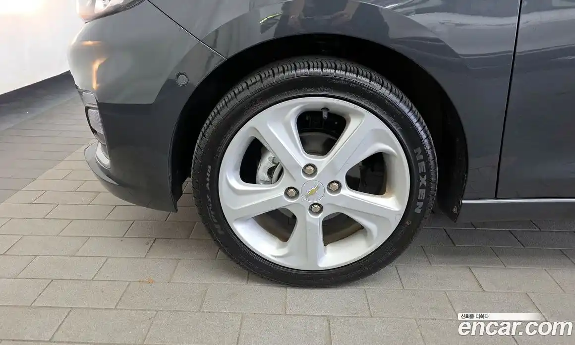 Chevrolet Spark 2020 1.0 механика в Москве, фото 5