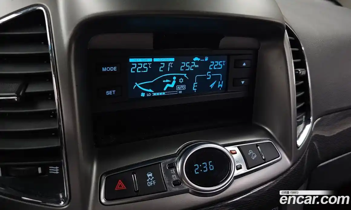Chevrolet Captiva 2015 2.0 гидро в Москве № 1614194, фото 31