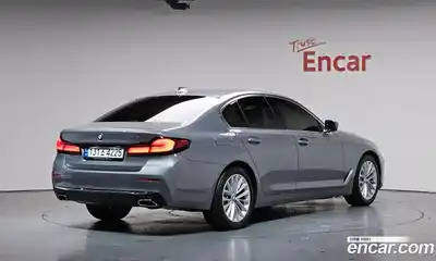 BMW 5-Series, 2023