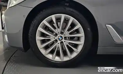 BMW 5-Series 2023 2.0 гидро в Москве № 1616158, миниатюра 4