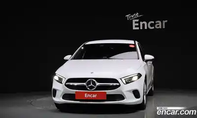 Mercedes-Benz A-Class 2020 2.0 гидро в Москве № 1617235, миниатюра 3