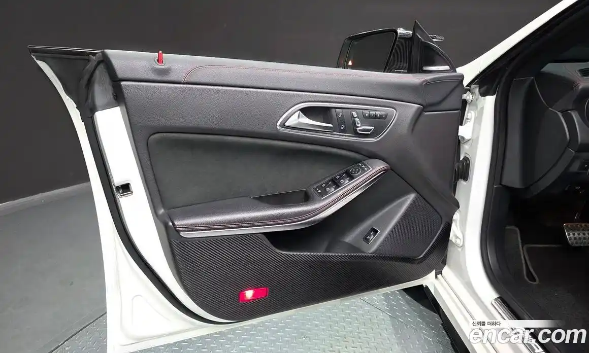 Mercedes-Benz CLA-Class 2018 2.0 гидро в Москве № 1617452, фото 14