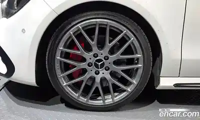 Mercedes-Benz CLA-Class 2018 2.0 гидро в Москве № 1617452, миниатюра 5