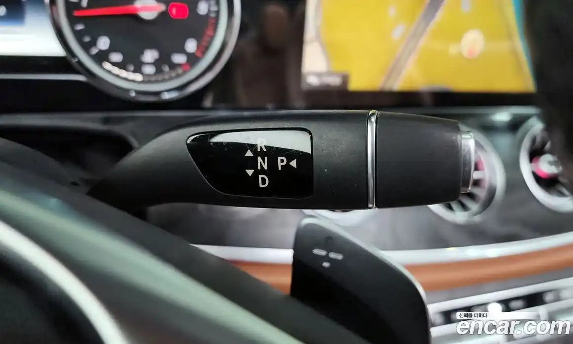 Mercedes-Benz E-Class 2018 1.9 гидро в Москве № 1617482, фото 12