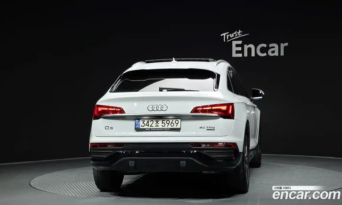 Audi Q5 2022 2.0 гидро в Москве № 1617895, фото 4