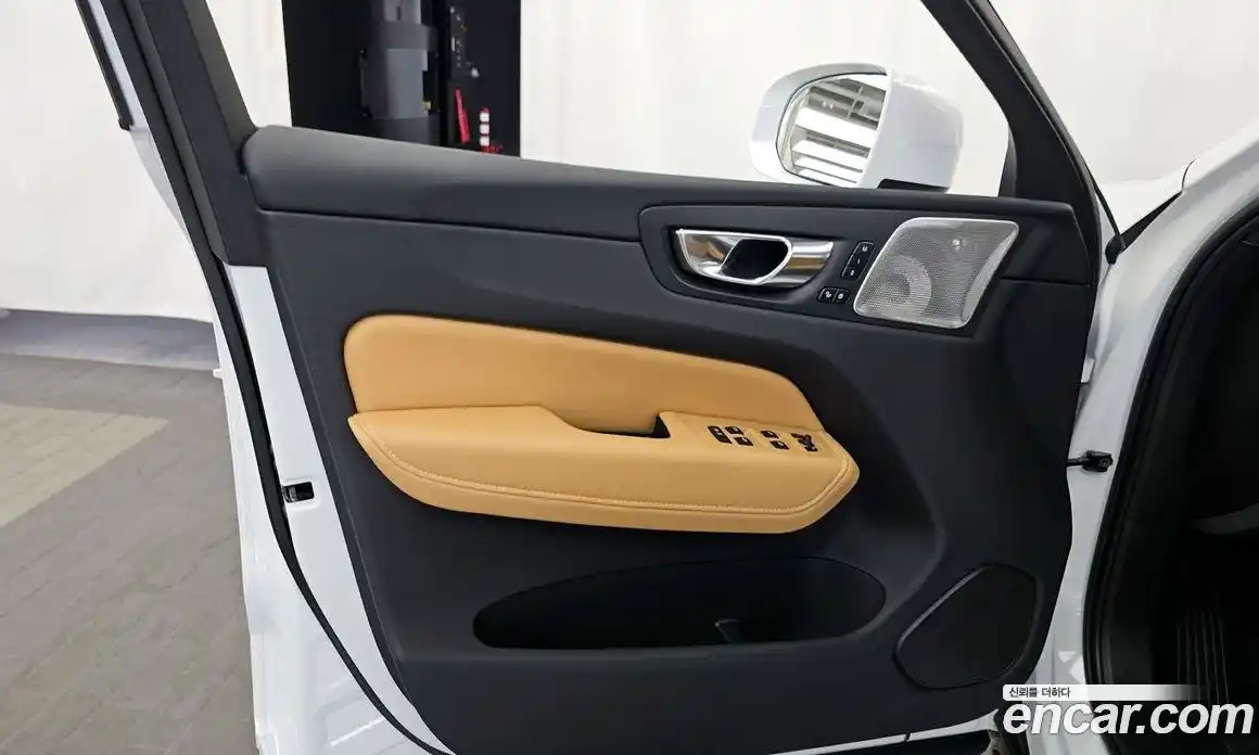 Volvo XC60 2022 2.0 гидро в Москве № 1618528, фото 14
