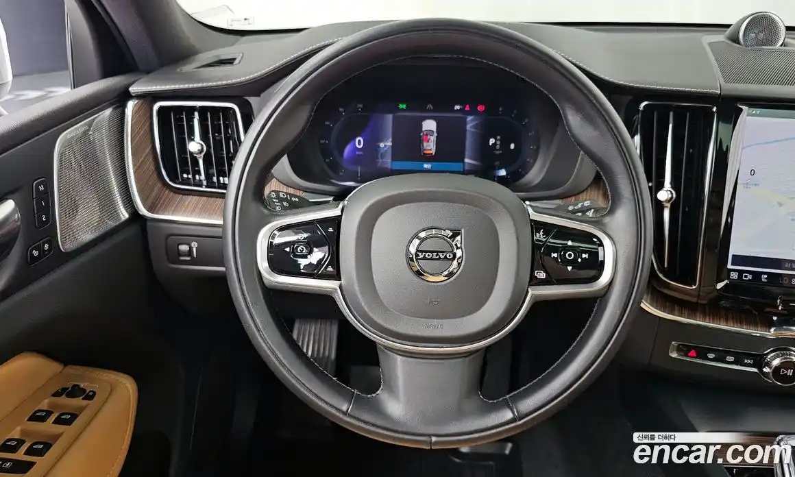 Volvo XC60 2022 2.0 гидро в Москве № 1618528, фото 19