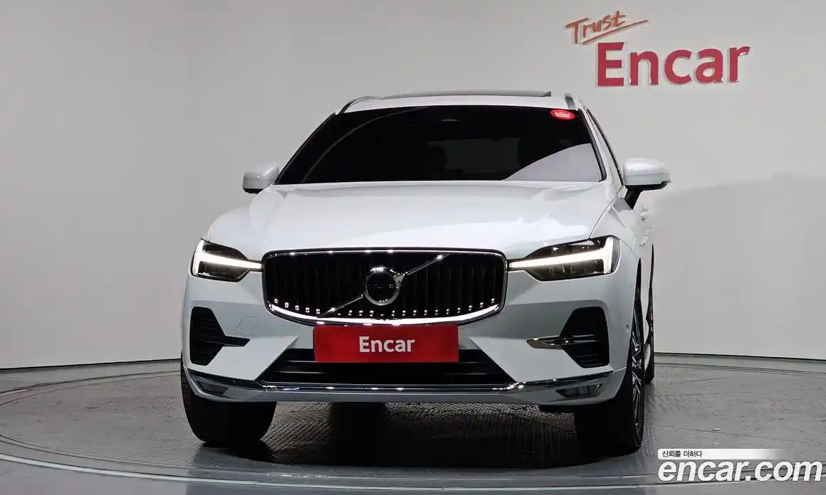 Volvo XC60 2022 2.0 гидро в Москве № 1618528, фото 3