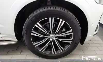 Volvo XC60 2022 2.0 гидро в Москве № 1618528, миниатюра 7