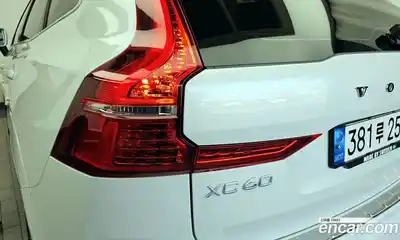Volvo XC60 2022 2.0 гидро в Москве № 1618528, миниатюра 9