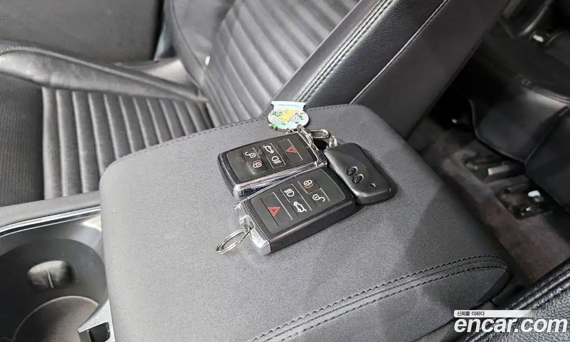 Land Rover Discovery Sport 2020 2.0 гидро в Москве № 1619533, фото 30