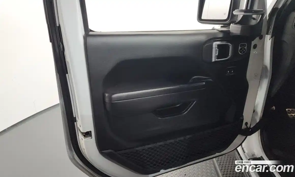 Jeep Wrangler 2019 2.0 гидро в Москве № 1624120, фото 14