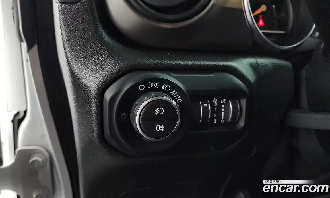 Jeep Wrangler 2019 2.0 гидро в Москве № 1624120, фото 27