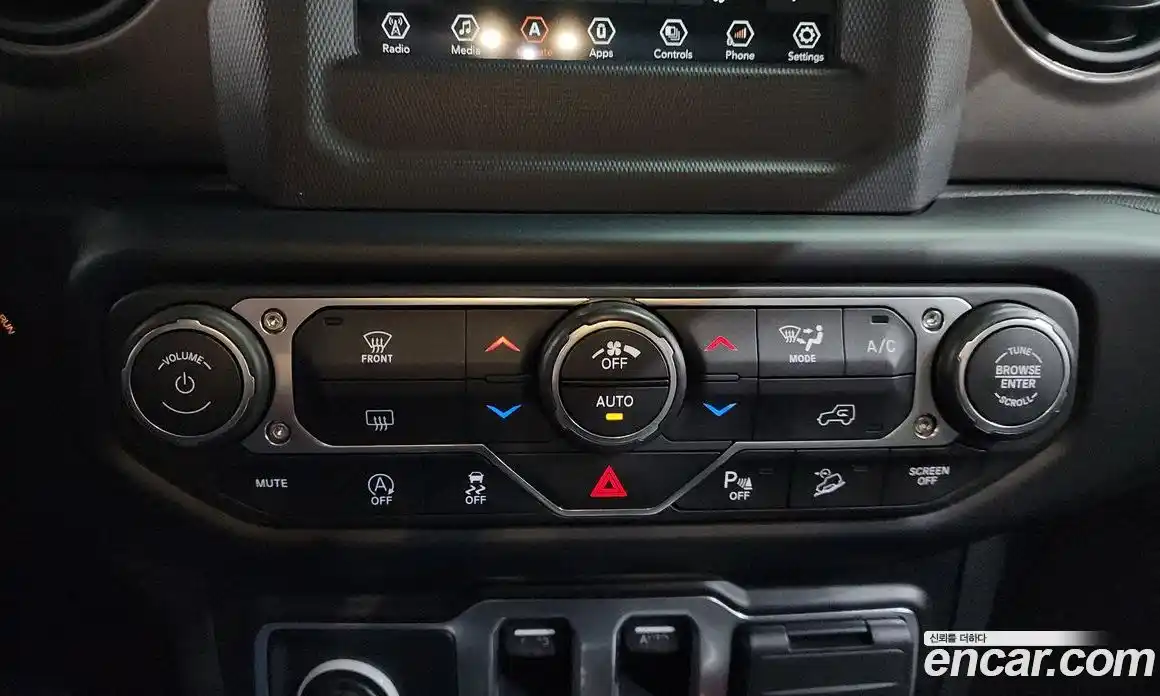 Jeep Wrangler 2019 2.0 гидро в Москве № 1624120, фото 32