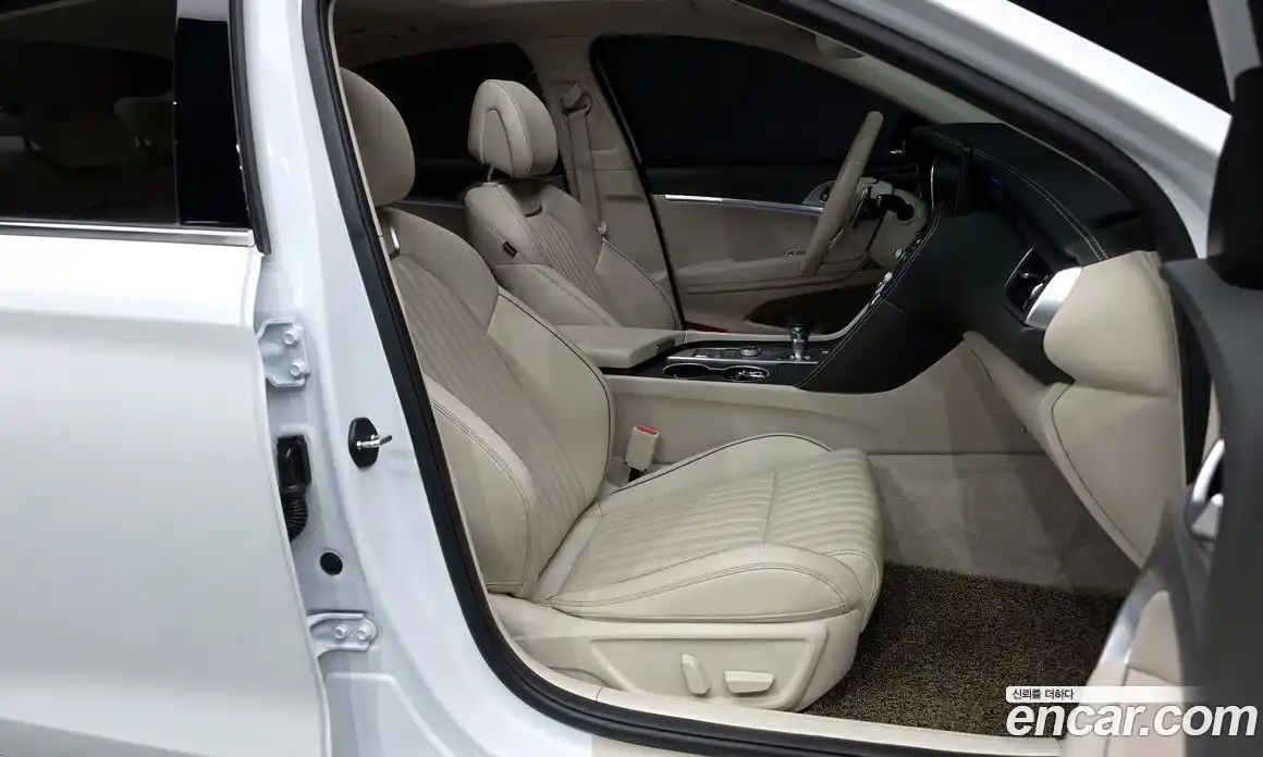 Genesis G70 2021 2.0 гидро в Москве № 1685423, фото 17