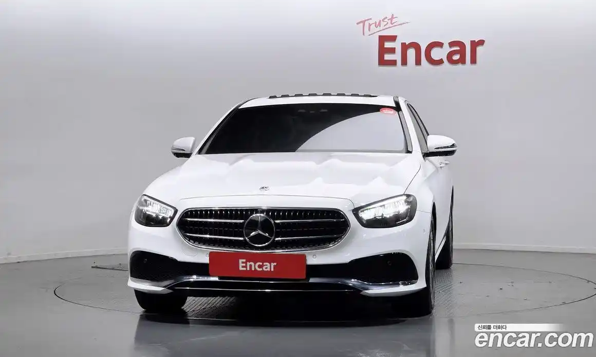 Mercedes-Benz E-Class 2023 2.0 гидро в Москве № 1689906, фото 3