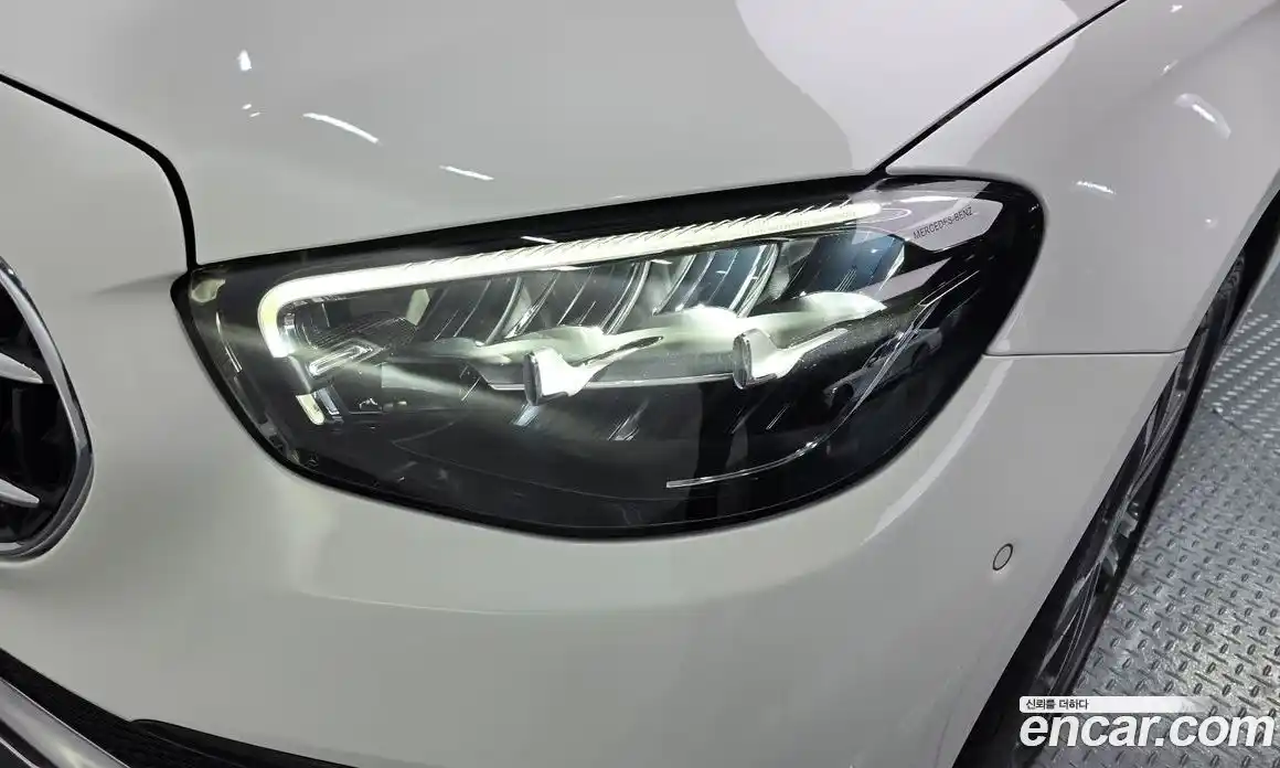 Mercedes-Benz E-Class 2023 2.0 гидро в Москве № 1689906, фото 8
