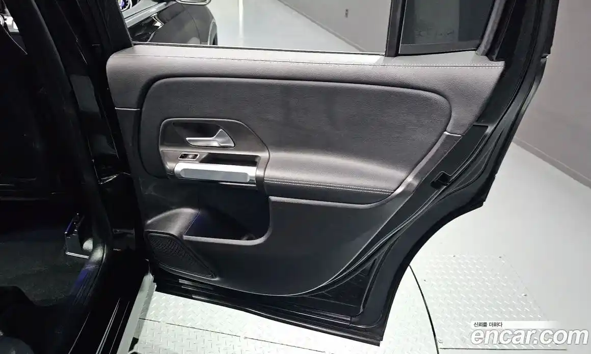 Mercedes-Benz GLB-Class 2021 2.0 гидро в Москве № 1690209, фото 15