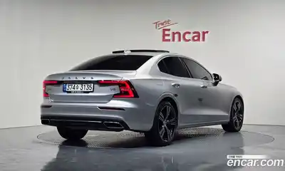 Volvo S60 2021 2.0 гидро в Москве № 1691523, миниатюра 2